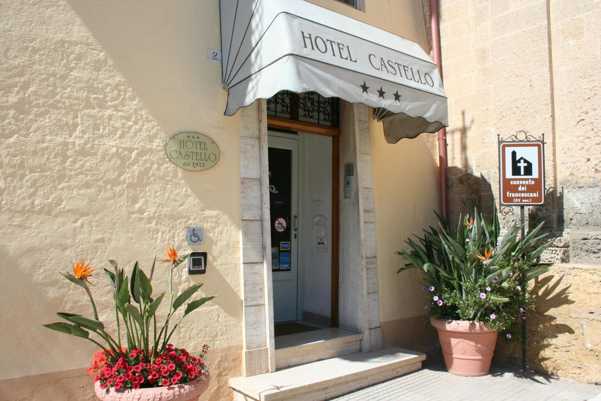 Hotel Castello Mesagne Buitenkant foto