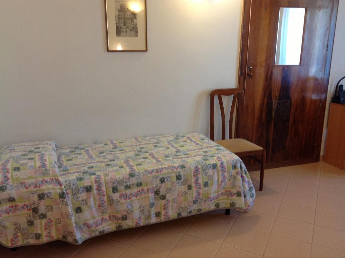 Hotel Castello Mesagne Kamer foto
