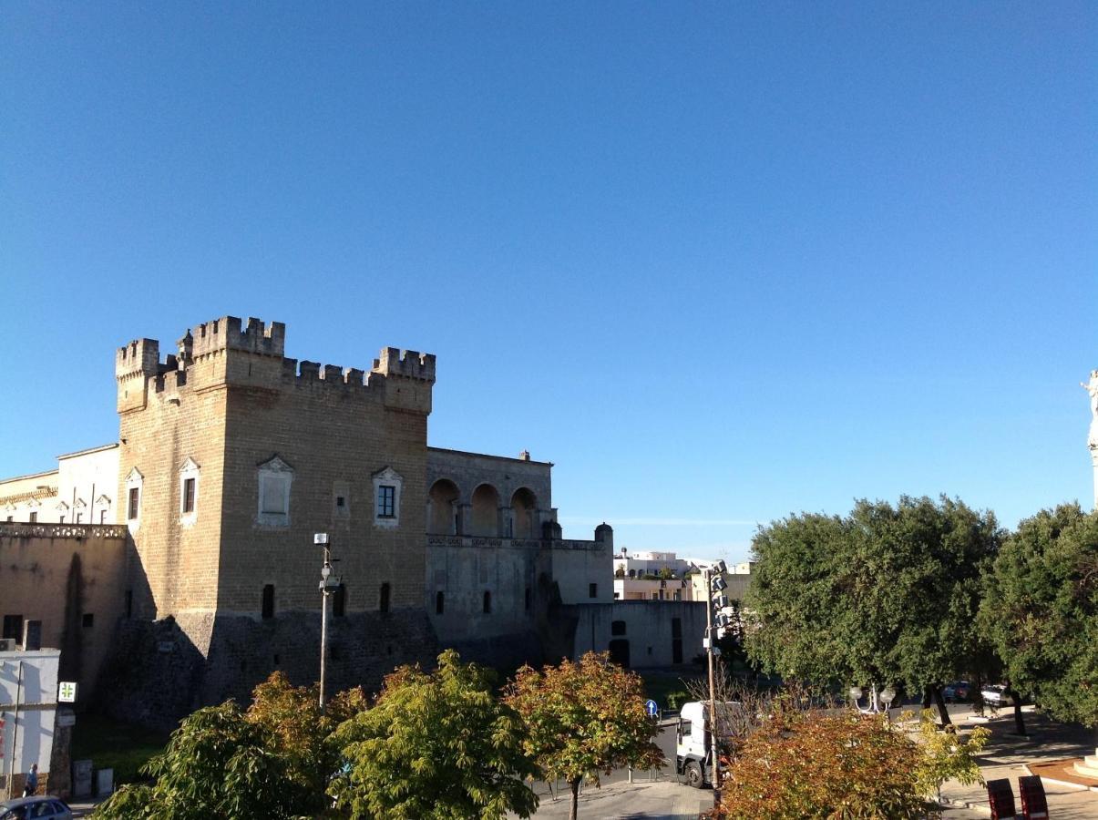 Hotel Castello Mesagne Buitenkant foto