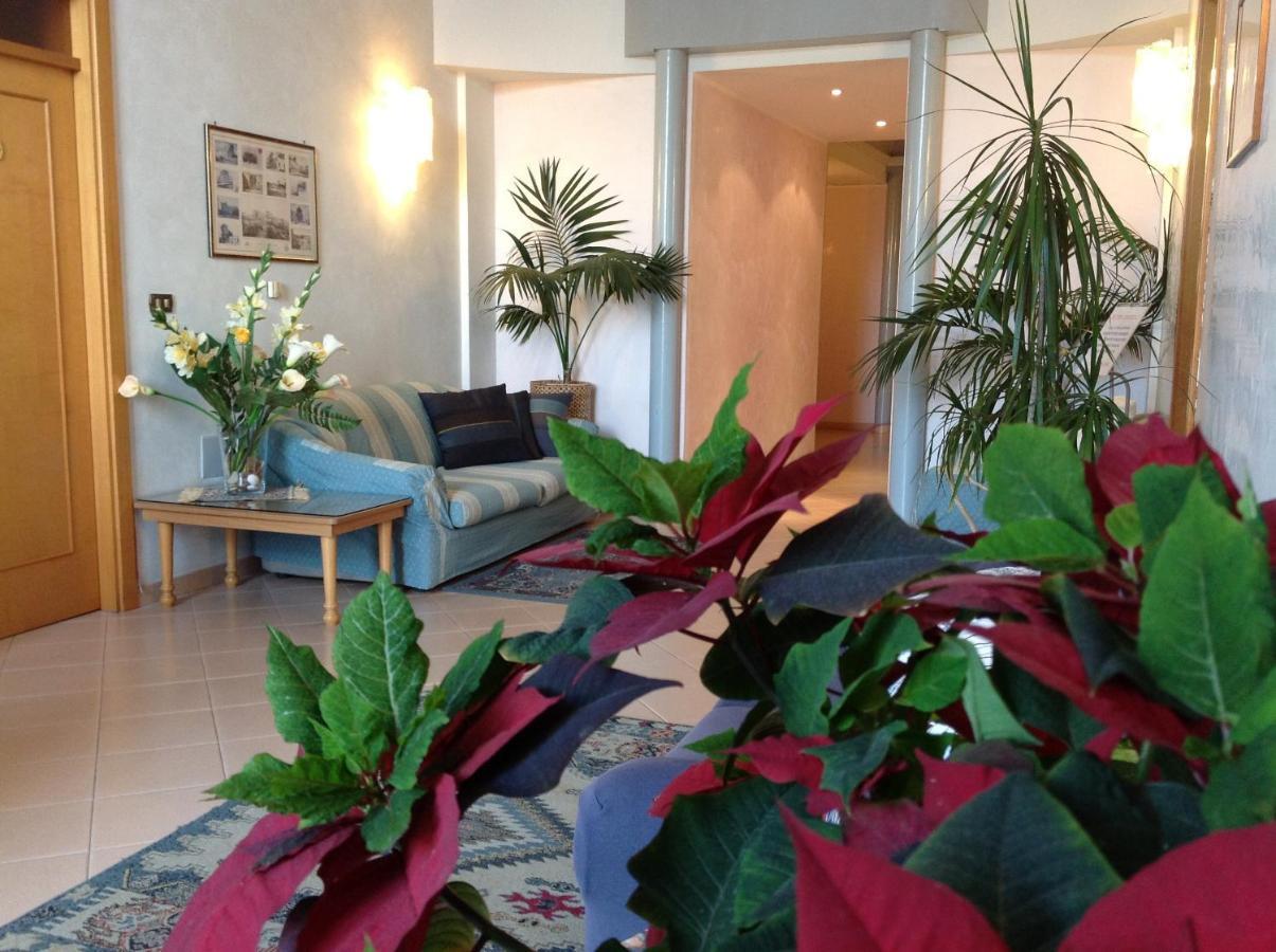 Hotel Castello Mesagne Interieur foto